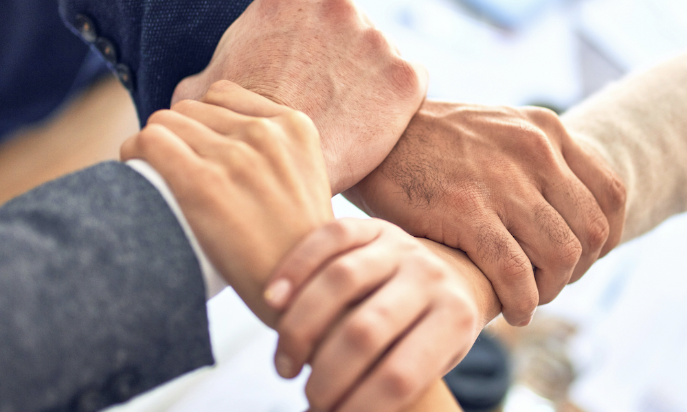 跟着德鲁克的小说学管理